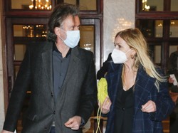 Monika Olejnik w rzadko spotykanej stylizacji. Wyraziła strojem ból po stracie mamy. FOTO