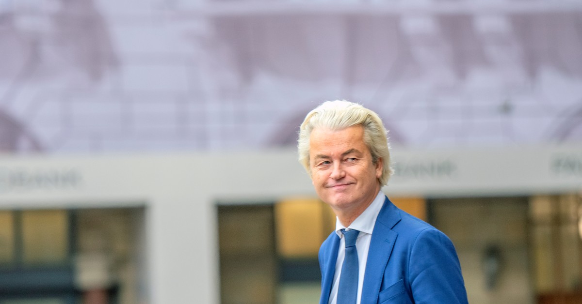 Chatboty AI wskazują tylko radykałów. Urząd alarmuje przed wyborami