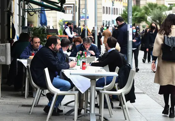 Od kiedy otwarte sklepy, restauracje i hotele? Rząd w maju luzuje obostrzenia