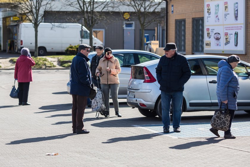 Wracają godziny dla seniorów