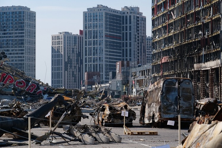 Zniszczenia w Kijowie.