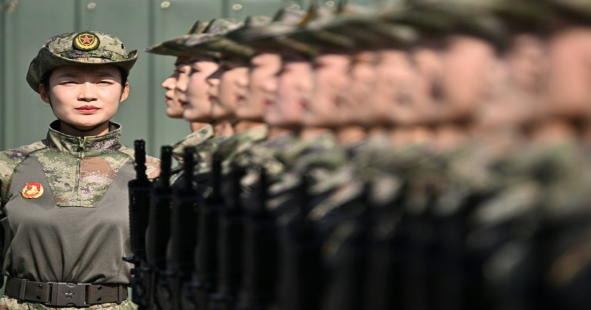 Xi déclare la Chine "inarrętable" devant Poutine et Kim