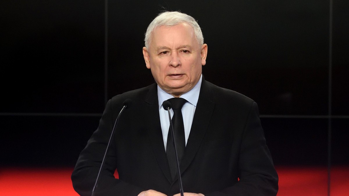 Prezes PiS Jaroslaw kaczynski podczas konfrencji prasowej