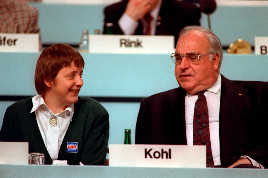 Helmut Kol sa novoizabranom kancelarkom Angelom Merkel u Drezdenu 1991.