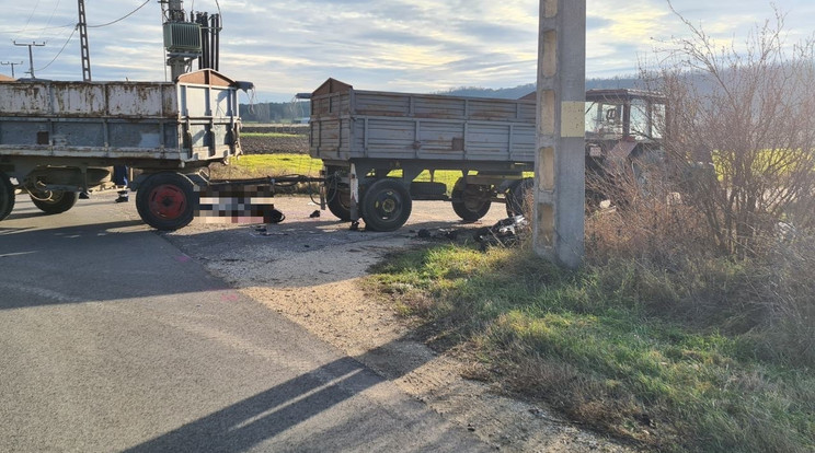 Tolna vármegyében ütközött a traktor és a motoros / Fotó: Tolna Vármegyei Rendőr-főkapitányság Facebook-oldala