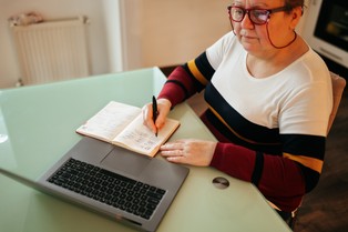 Wszyscy wiedzą, jak ważne dla bezpieczeństwa korzystania z Internetu są odpowiednie hasła i wszyscy wybierają wygodę lekceważąc wymogi bezpieczeństwa