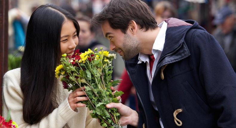 couple flowers date romance