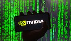 Rekordowe wyniki Nvidii rozwiewają obawy o bańkę AI. Przychody z centrów danych wzrosły o 75 procent