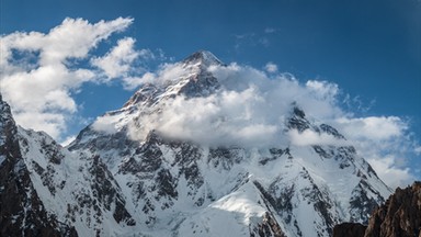 K2 dla Polaków – wyprawy latem i zimą, Andrzej Bargiel na nartach