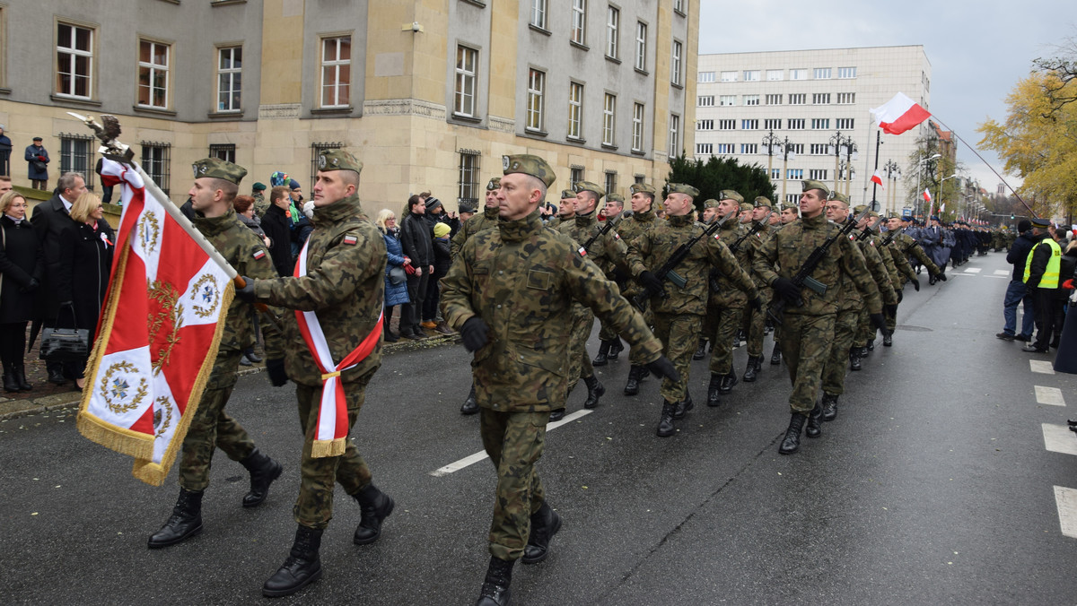 Wystawy, koncerty, spektakle, imprezy sportowe, pikniki militarne - 10 i 11 listopada odbędą się w Katowicach wojewódzkie uroczystości upamiętniające 100. rocznicę odzyskania przez Polskę niepodległości "W bieli i czerwieni".