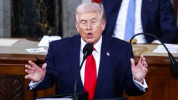 trump oskarża ukrainę o szkodzenie interesom usa