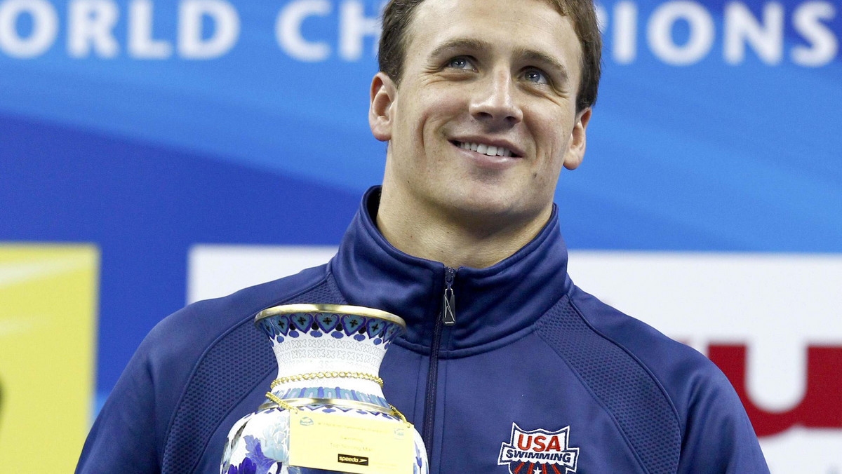 Trzykrotny mistrz olimpijski Ryan Lochte i 16-letnia Missy Franklin odebrali w Los Angeles nagrody dla najlepszych pływaków USA w 2011 roku.