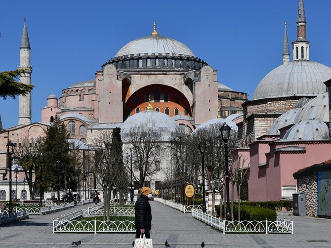 Tužno leto orilo se u Istanbulu