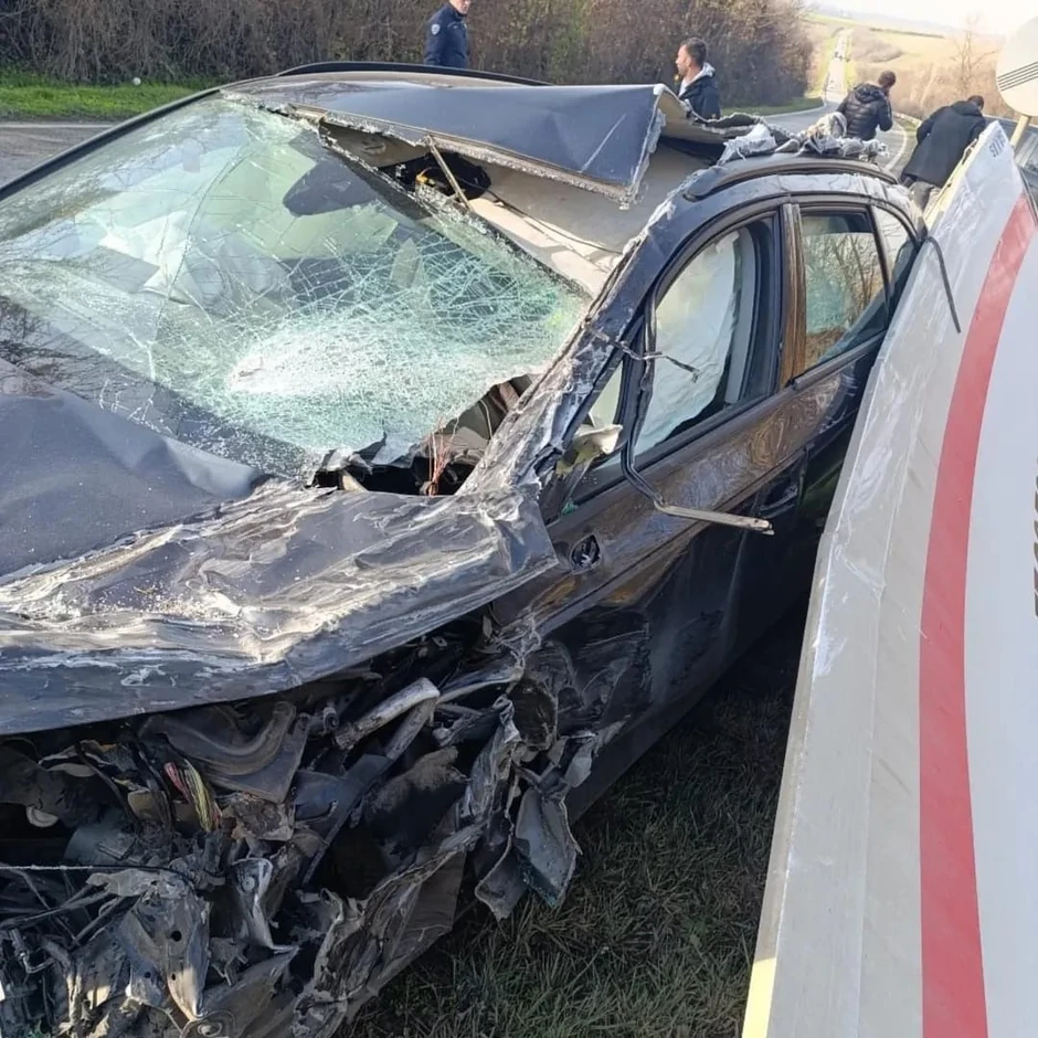 Saobraćajna nesreća kod Maradika 