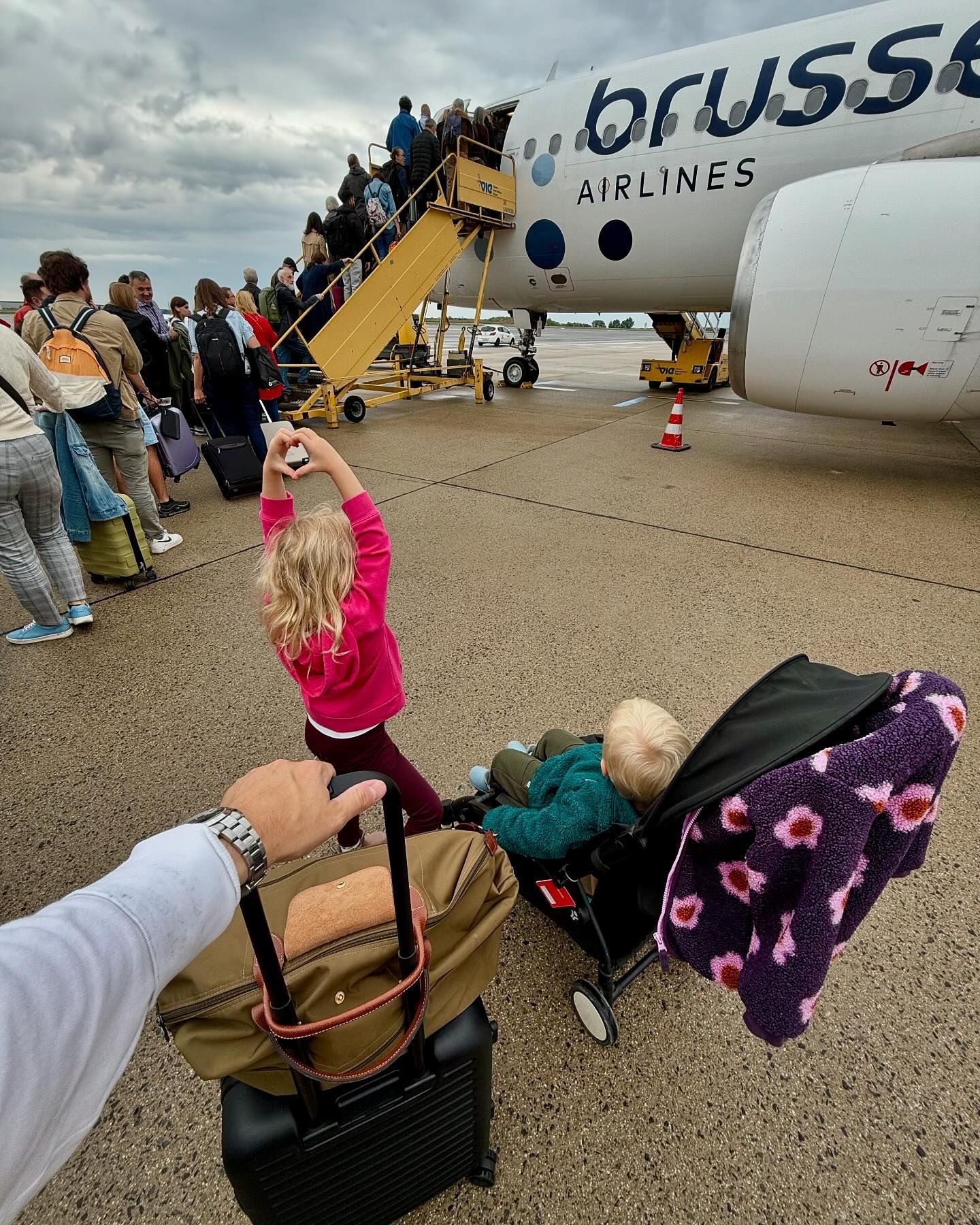 Sajfa s deťmi odišiel do Bruselu.