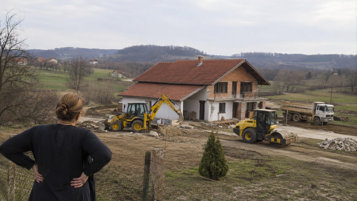 Milenko je kuću zidao 40 godina, a kad je umro ćerka sve rasprodala za 3 dana