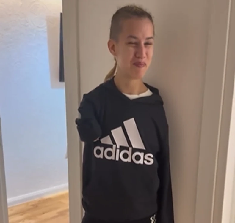 Objava Devojke sa krilima