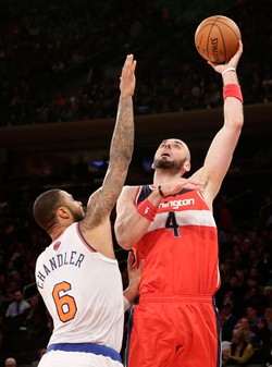 Liga NBA: Dobry mecz Marcina Gortata. Wizards wygrali z Knicks