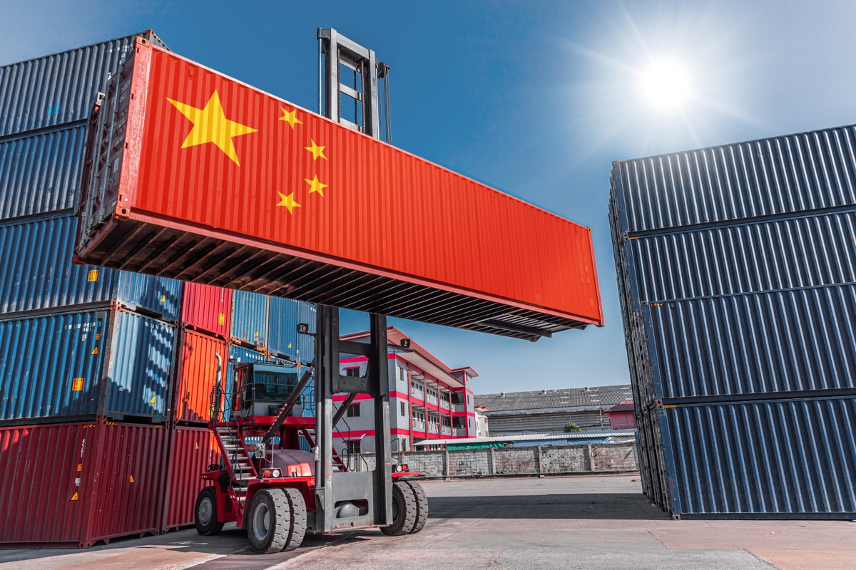 "Szok chiński 2.0". Samochody i maszyny z Państwa Środka zalewają Polskę