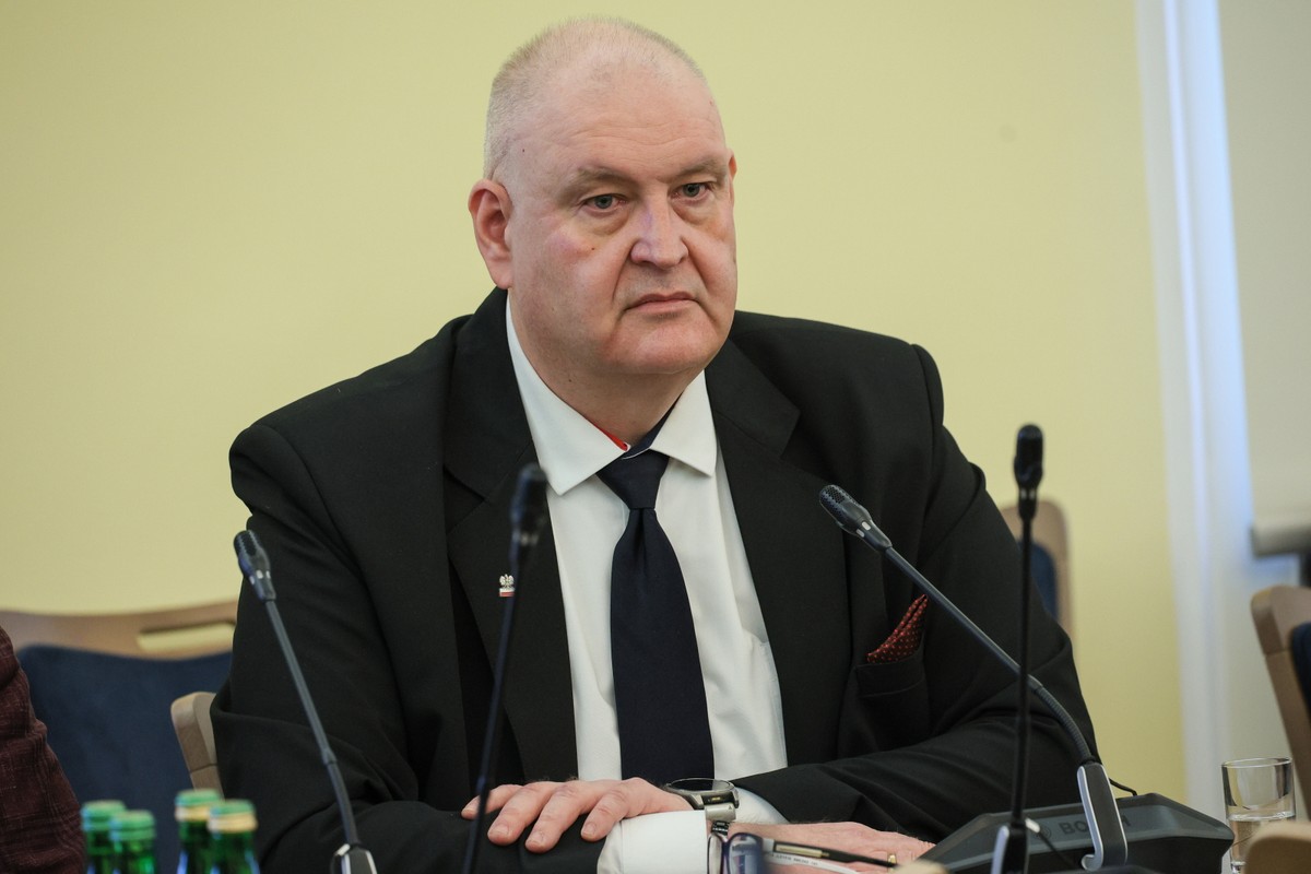 Warszawa, 05.02.2025. Prezes Trybunału Konstytucyjnego Bogdan Święczkowski podczas wspólnego posiedzenia sejmowej Komisji Sprawiedliwości i Praw Człowieka oraz Komisji Ustawodawczej w Sejmie, 5 bm. Komisja ma zapoznać się z informacją o istotnych problemach wynikających z działalności i orzecznictwa Trybunału Konstytucyjnego w 2023 roku. (sko) PAP/Rafał Guz