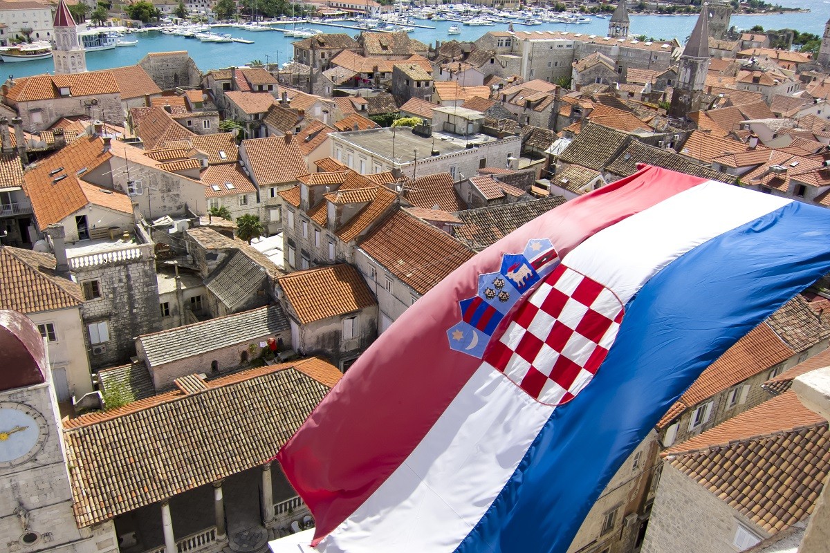 chorwacja trogir flaga chorwacka