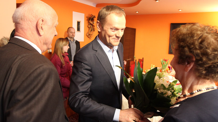 Premier Donald Tusk z wizytą u rodziny w Strzałkowie