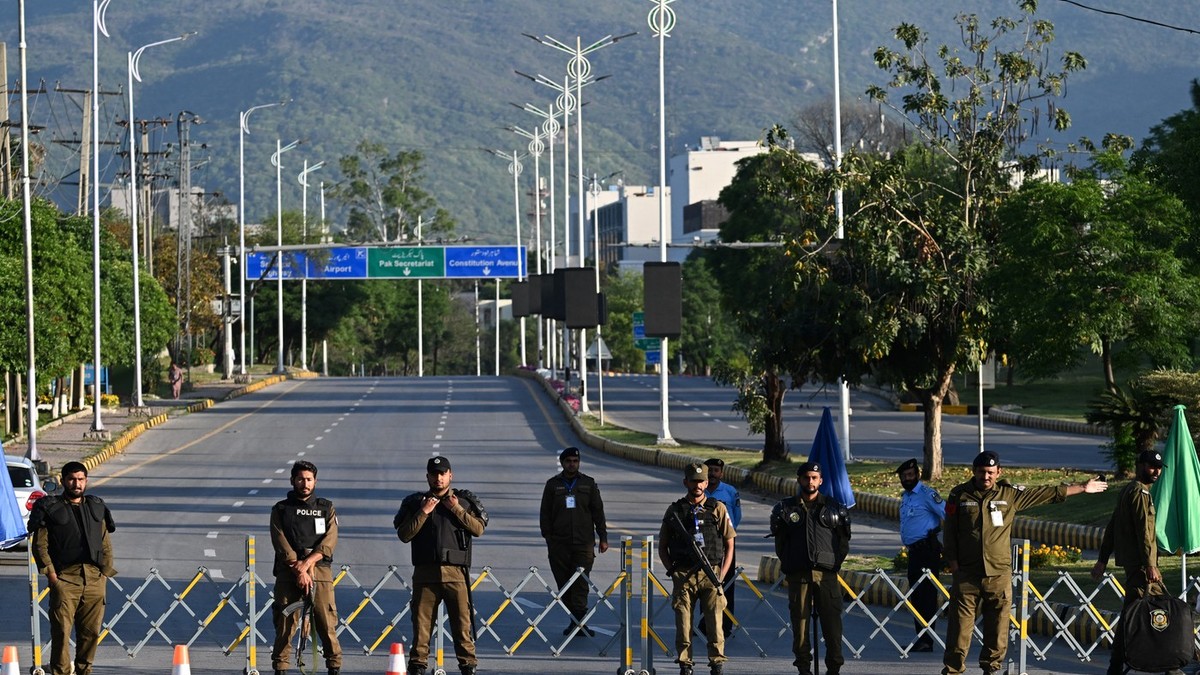 Opsadno stanje na ulicama Islamabada
