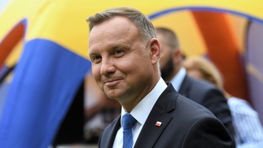 Wirtualne spotkanie Andrzeja Dudy z wyborcami. Prezydent zasypany pytaniami od internautów