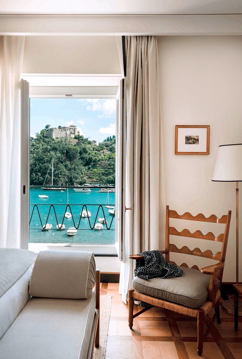 Von den Zimmern des Splendido Mare aus blickt man auf die Boote, die hier vor Anker liegen. Wer im Restaurant Platz nimmt, sitzt mitten auf der Piazza. 