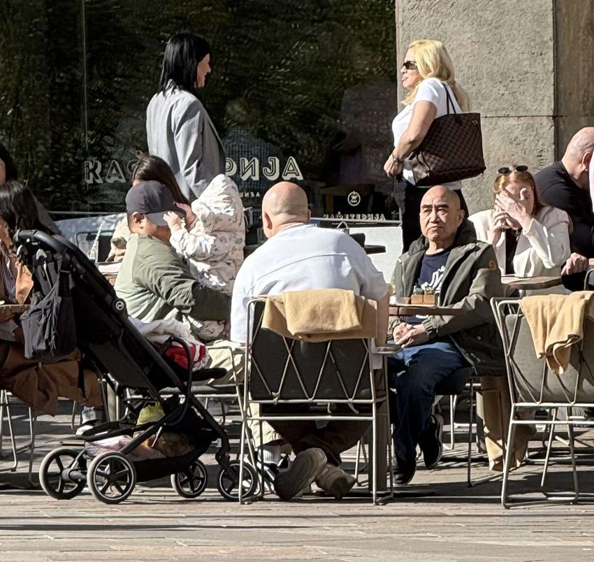 Milica Todorovic paparaco