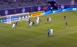 Adam Buksa trafił po raz drugi dla New England Revolution