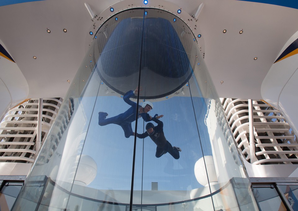 Quantum of the Seas - symulator skoków spadochronowych