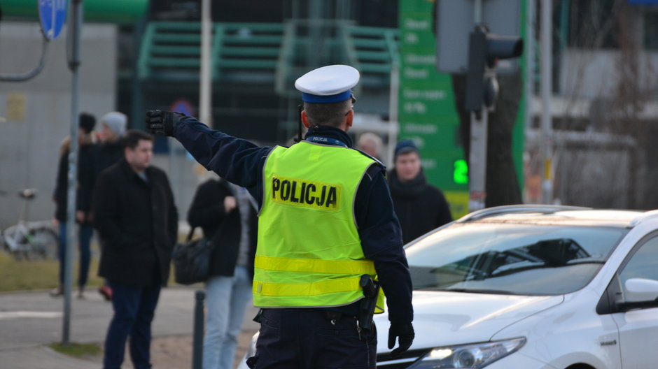 Policja chroni pieszych