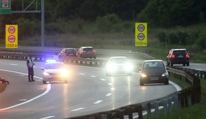 Policija na autoputu