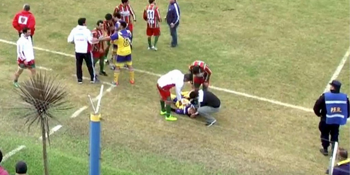 Śmierć piłkarza na boisku w Argentynie