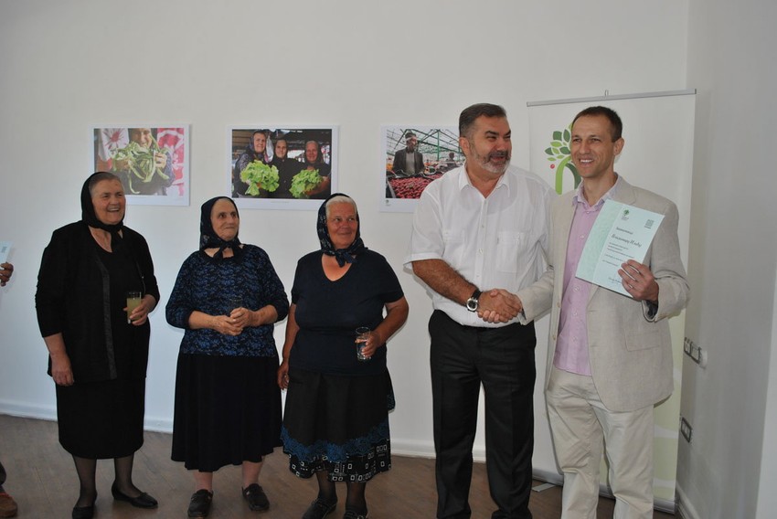 Bake sa nagrađene fotografije, Predrag Veinović i autor Vladimir Ilić