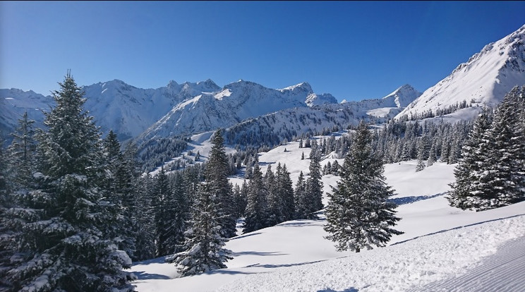 Az ausztriai Bürserbergben történt a szánkóbaleset (Képünk illusztráció!) /Fotó: GoogleMaps - Bettina Schwarzhans