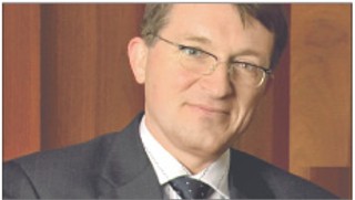 Krótkie spóźnienie z wypłatą nie uzasadnia rozwiązania umowy