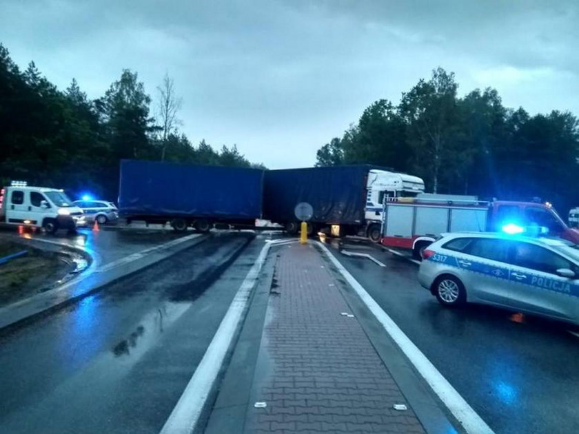 Tragedia w Rudzie Malenieckiej. Nie żyje matka i syn