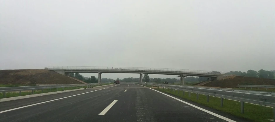 Noču je naročito značajna horizontalna signalizacija