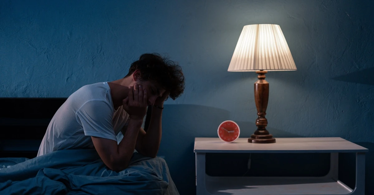 Niedobór snu a długość życia – nowe badania nie pozostawiają wątpliwości