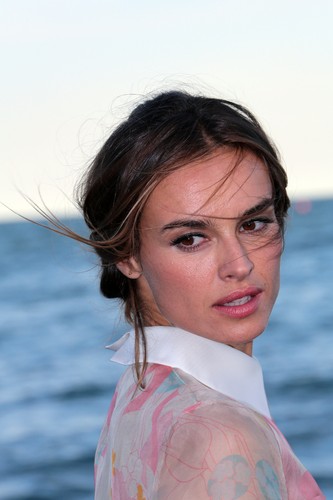 Kasia Smutniak jako 'matka chrzestna' festiwalu w Wenecji w 2012 roku