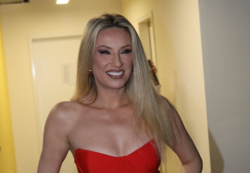 Rada Manojlović tvrdi da joj je Tanja Savić bila najveća konkurencija