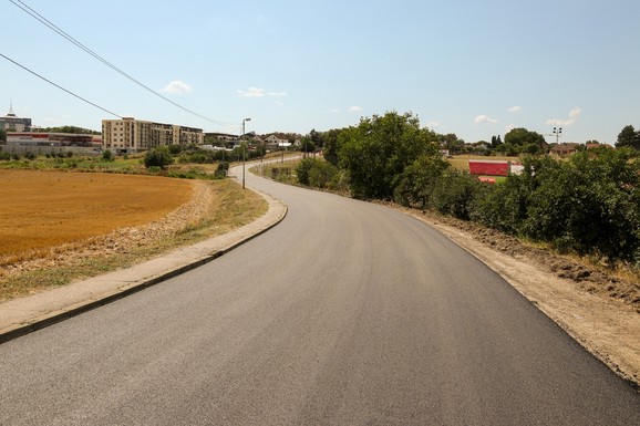 RUMA DOBIJA "GRAD U GRADU"! Stara kasarna od 19 hektara postaje moderno naselje, a prodaja placeva kreće već ove jeseni