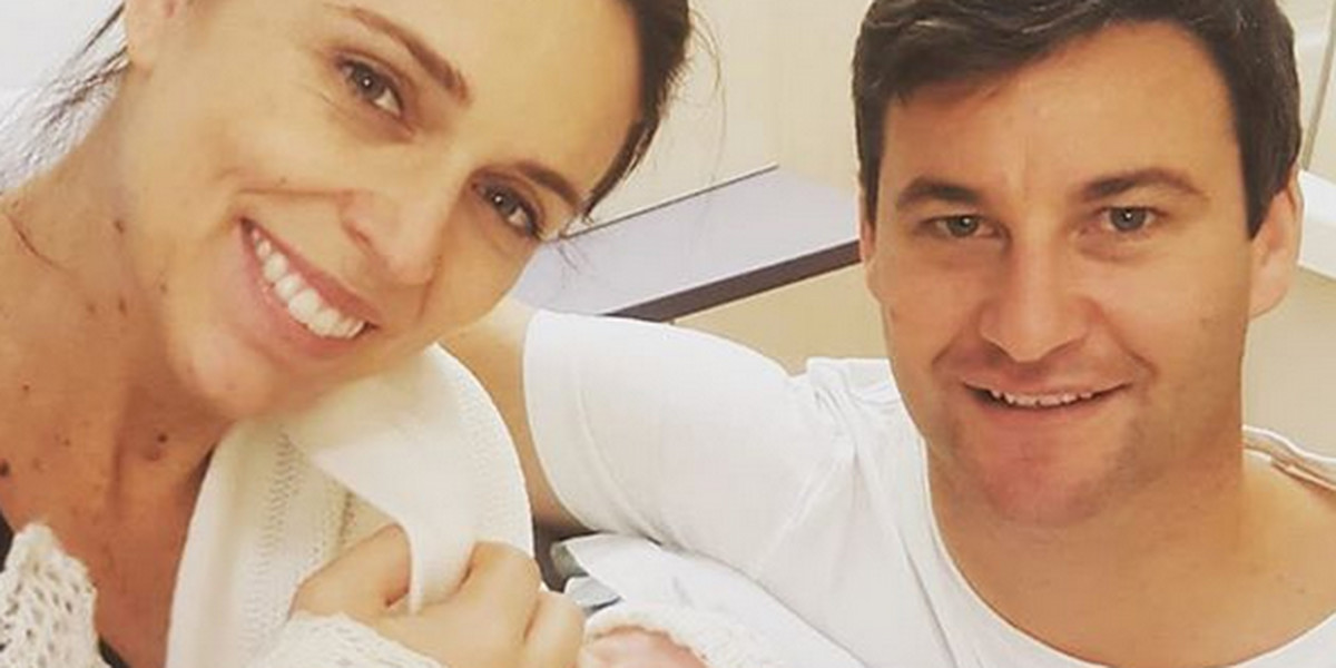 Na swoim oficjalnym koncie na Instagramie 37-letnia Jacinda Ardern przekazała, że jej córeczka przyszła na świat w szpitalu publicznym w Auckland
