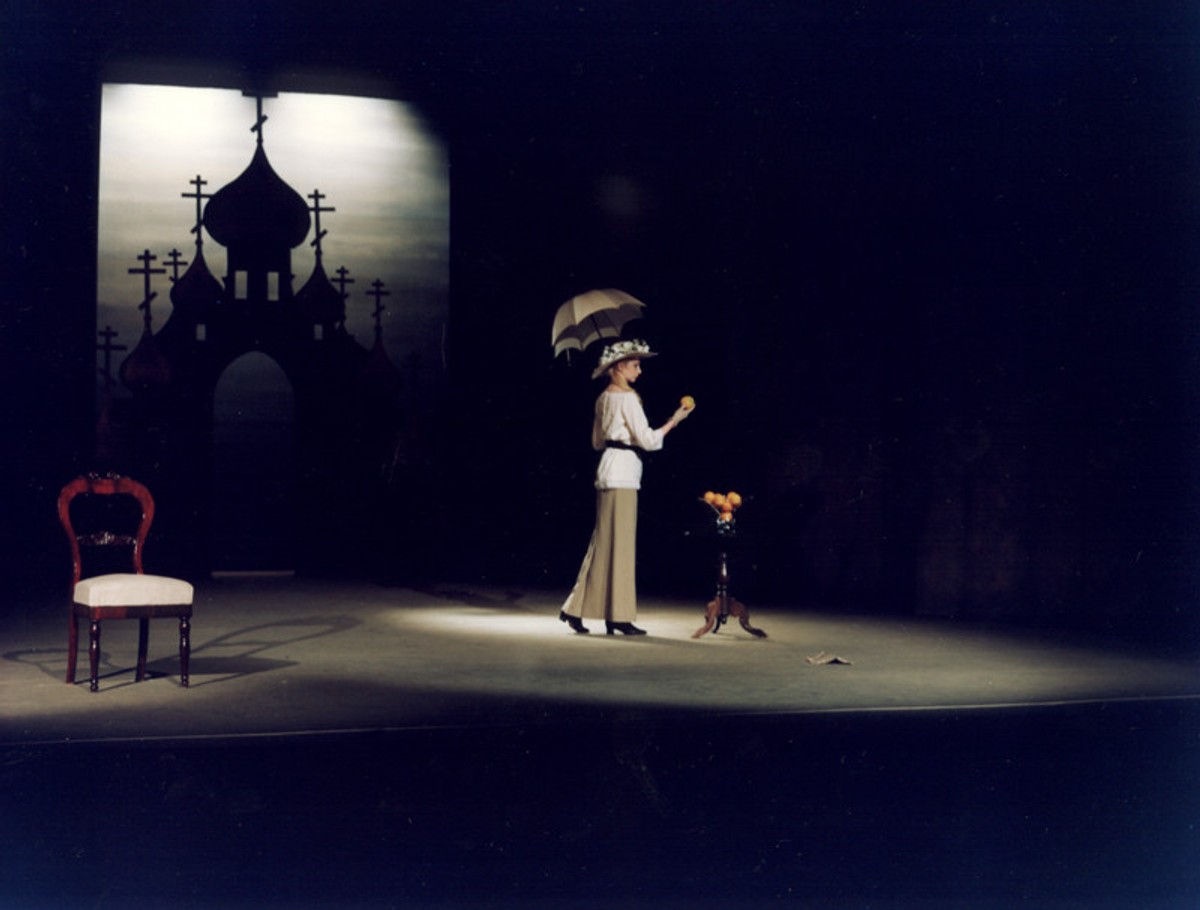 Zdjęcie ze spektaklu "Miłość na Krymie". Fot. Teatr Powszechny