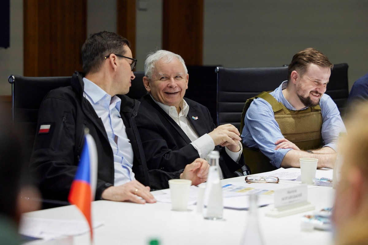 Jarosław Kaczyński i Mateusz Morawiecki w Kijowie
