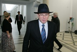 Gorzkie słowa Rokity: Wyrok skazuje mnie na wykluczenie społeczne