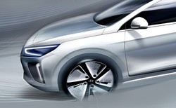 Trzy napędy w jednym aucie! Nowy hyundai ioniq odkrywa karty