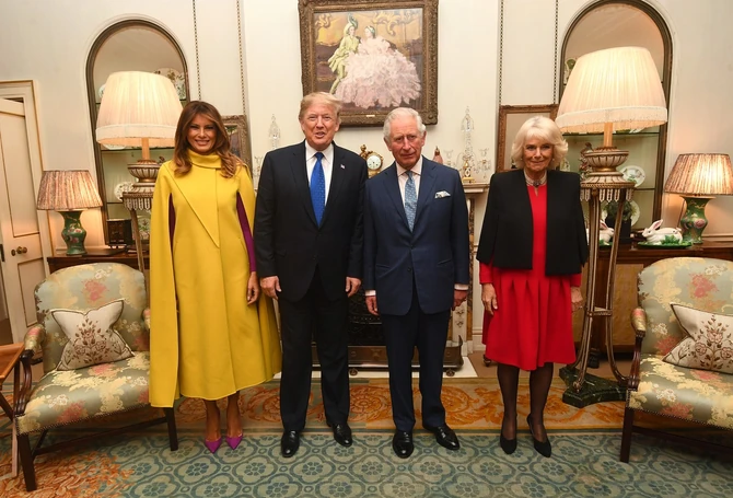 Melanija i Donald Tramp sa Čarlsom III i Kamilom 